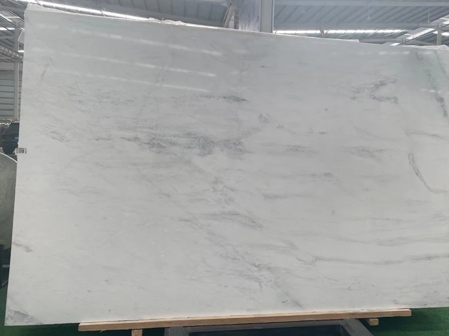 Calacatta Amber Marble Slab 01.jpg